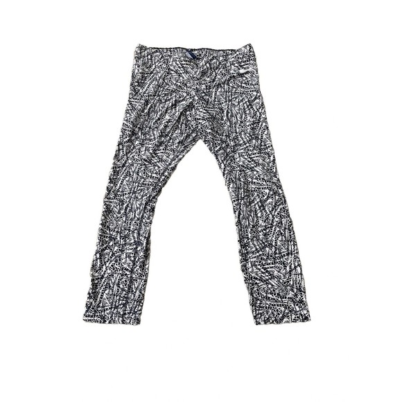 NIKE Womens Club Crop Leggings Size Medium Printed Running Black White - Picture 1 of 6
